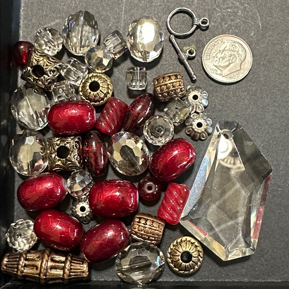 36.  Glass Mixed Loose Beads Toggle Clasp & Bronze Acrylic Beads - Picture 6 of 6